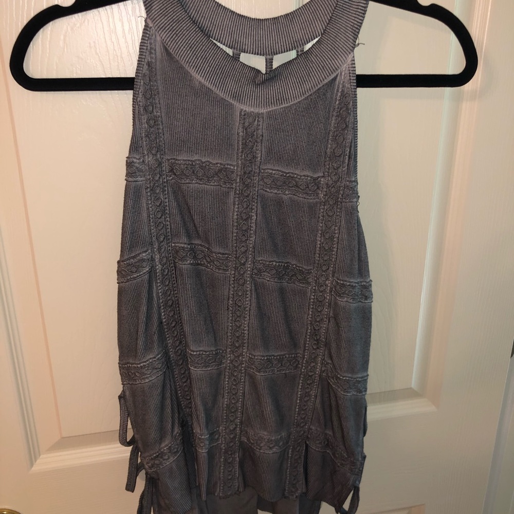 Open back tank